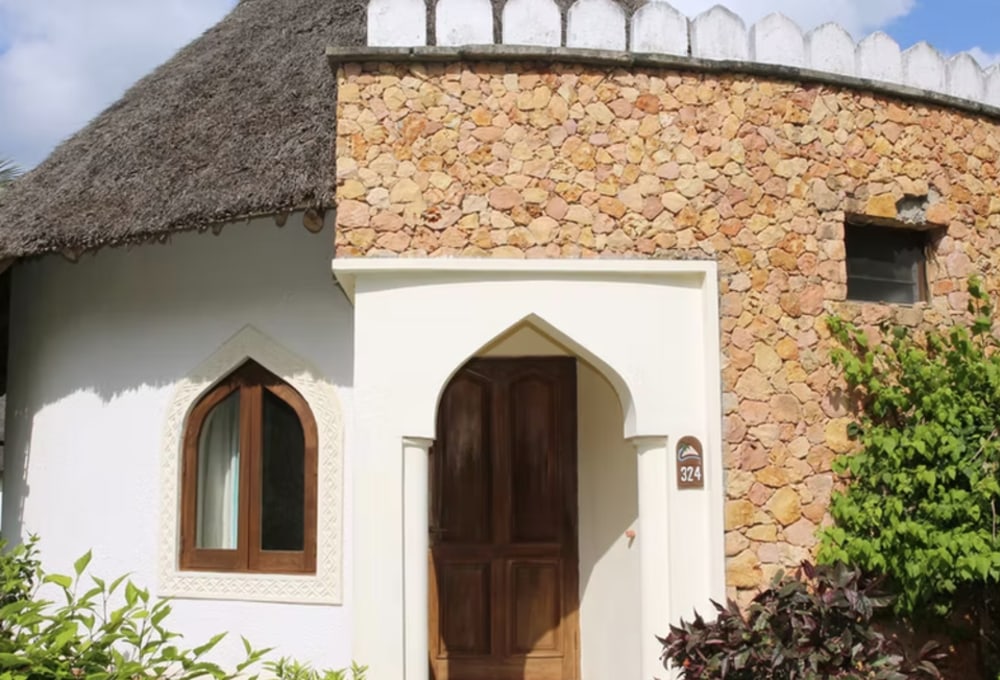 Sultan Sands Island Resort & Spa